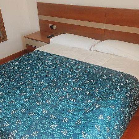 Habitacion Renfe Памплона Экстерьер фото