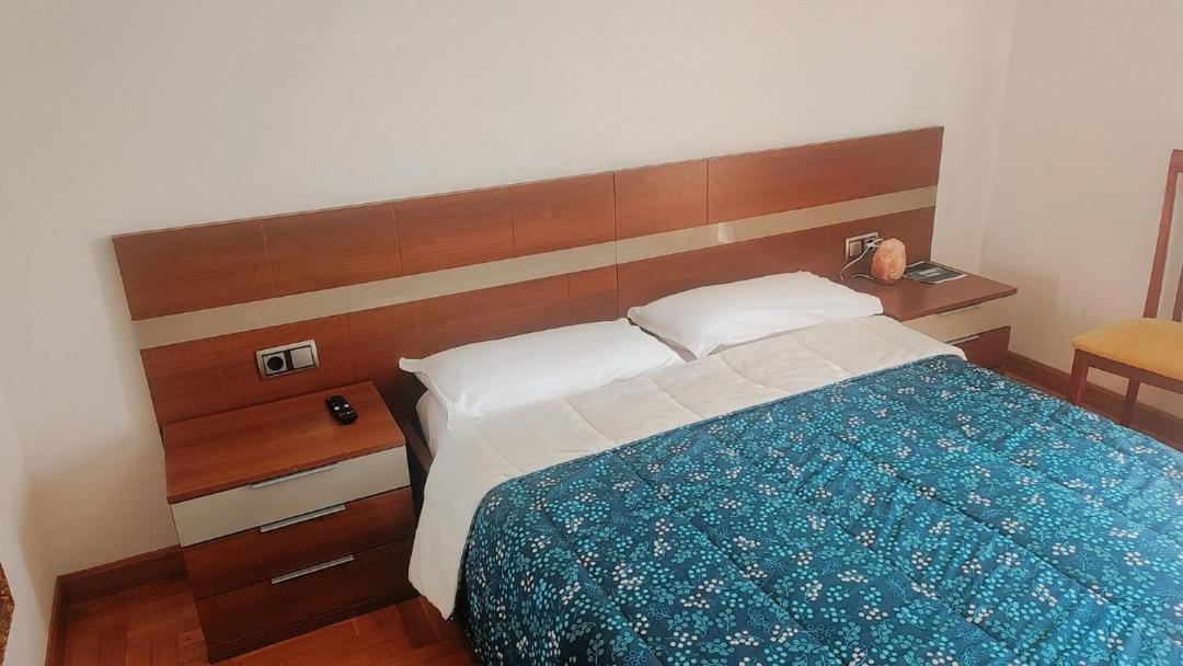 Habitacion Renfe Памплона Экстерьер фото