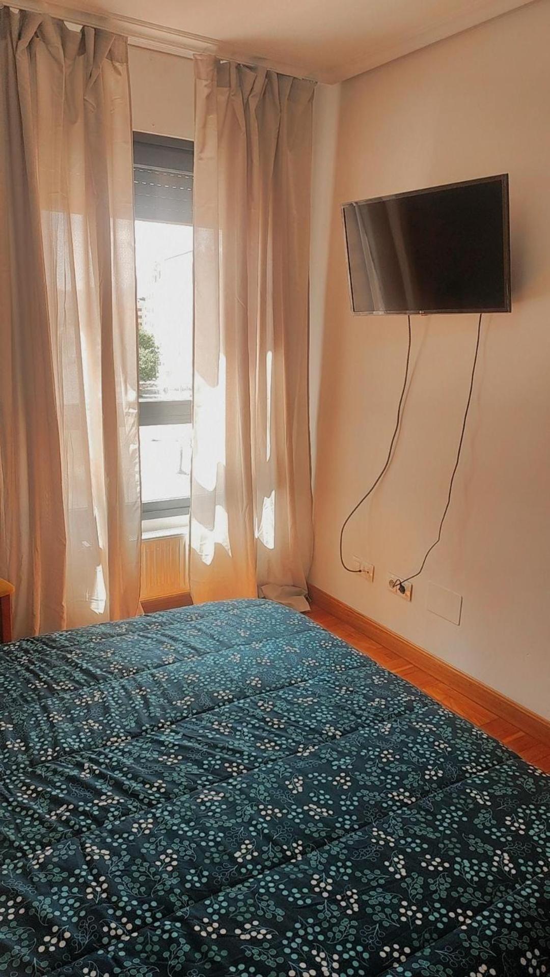 Habitacion Renfe Памплона Экстерьер фото